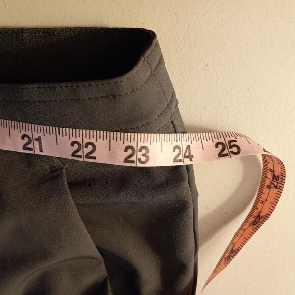 Green Russell Pants 2XL with elastic back cuffs - Picture 8 of 10